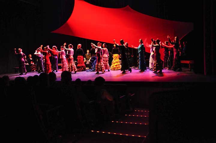Show de Flamenco La Argentina da Cuadra Flamenca da apresentao realizada no Club Athletico Paulistano em 2012. Foto: Osmar Fermozelli