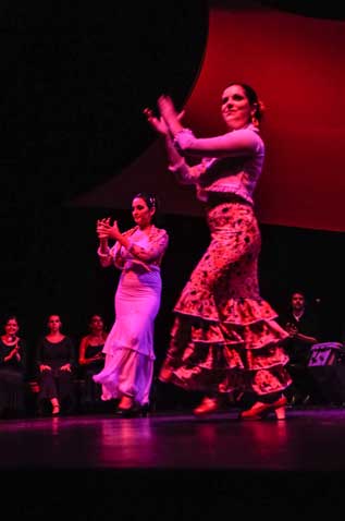 Show de Flamenco La Argentina da Cuadra Flamenca da apresentao realizada no Club Athletico Paulistano em 2012. Foto: Osmar Fermozelli