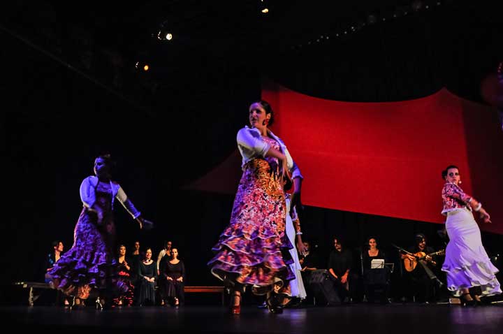 Show de Flamenco La Argentina da Cuadra Flamenca da apresentao realizada no Club Athletico Paulistano em 2012. Foto: Osmar Fermozelli