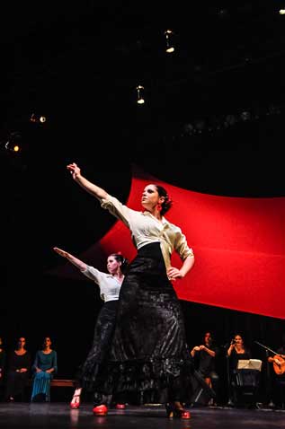 Show de Flamenco La Argentina da Cuadra Flamenca da apresentao realizada no Club Athletico Paulistano em 2012. Foto: Osmar Fermozelli