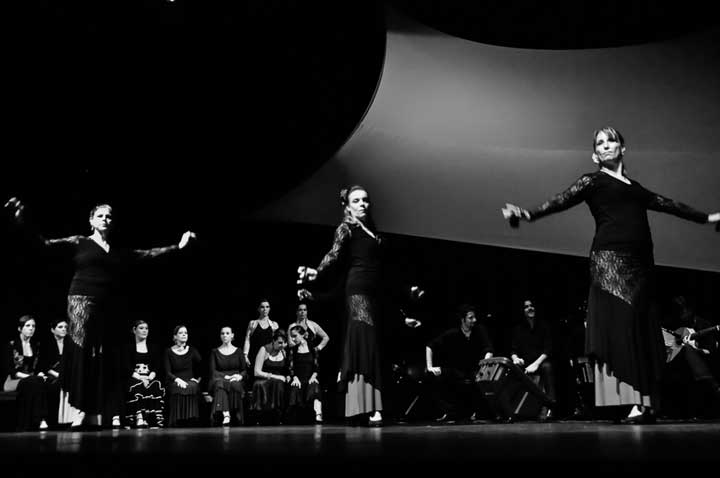 Show de Flamenco La Argentina da Cuadra Flamenca da apresentao realizada no Club Athletico Paulistano em 2012. Foto: Osmar Fermozelli